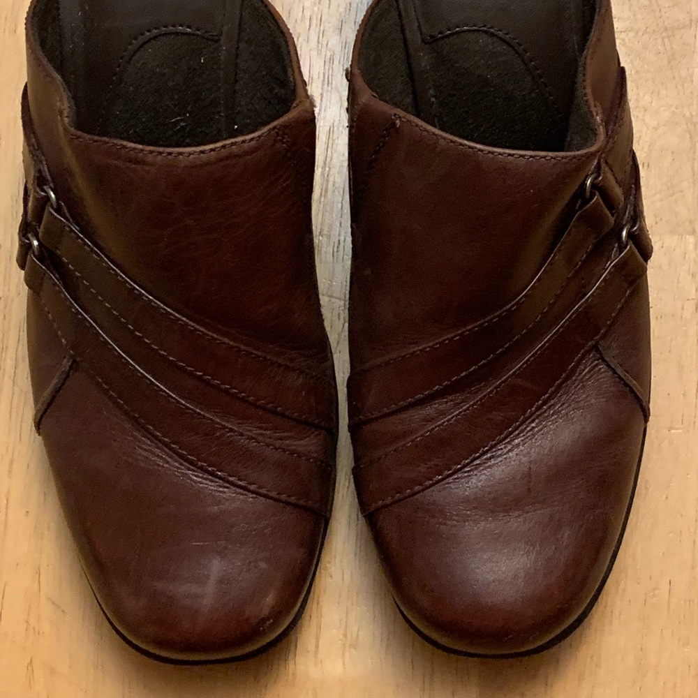 Clark’s Bendables Mule Brown Shoes Size 9 Woman’s